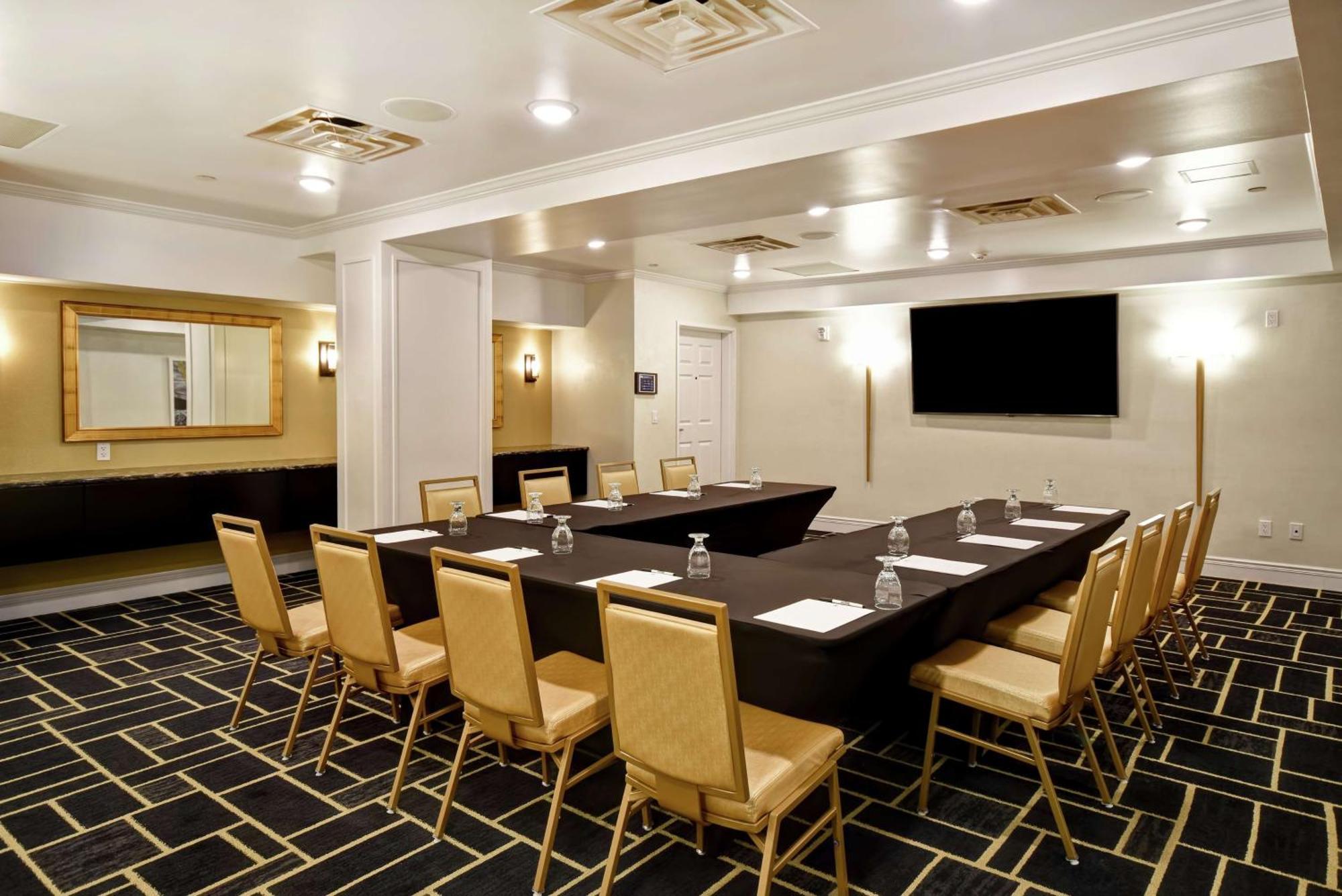 Doubletree By Hilton Deadwood At Cadillac Jack'S Exterior foto